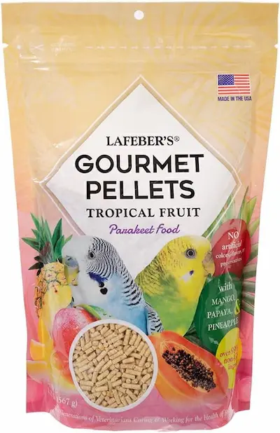 ラフィーバー グルメペレットのパッケージ画像。天然成分にこだわり食の楽しみを重視したペレット。