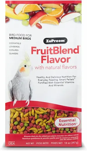 ズプリームMサイズの形状。バナナ型・三日月型などオカメインコが掴んで食べやすい様々な形。